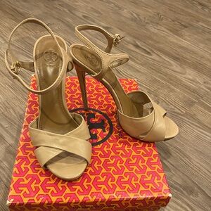 Tory Burch Anise 110mm Sandal Beige size 8 ~$295